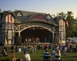 There is also a pavilion and theatre in the park which is known for hosting events There is also a pavilion and theatre in the park which is known for hosting events.